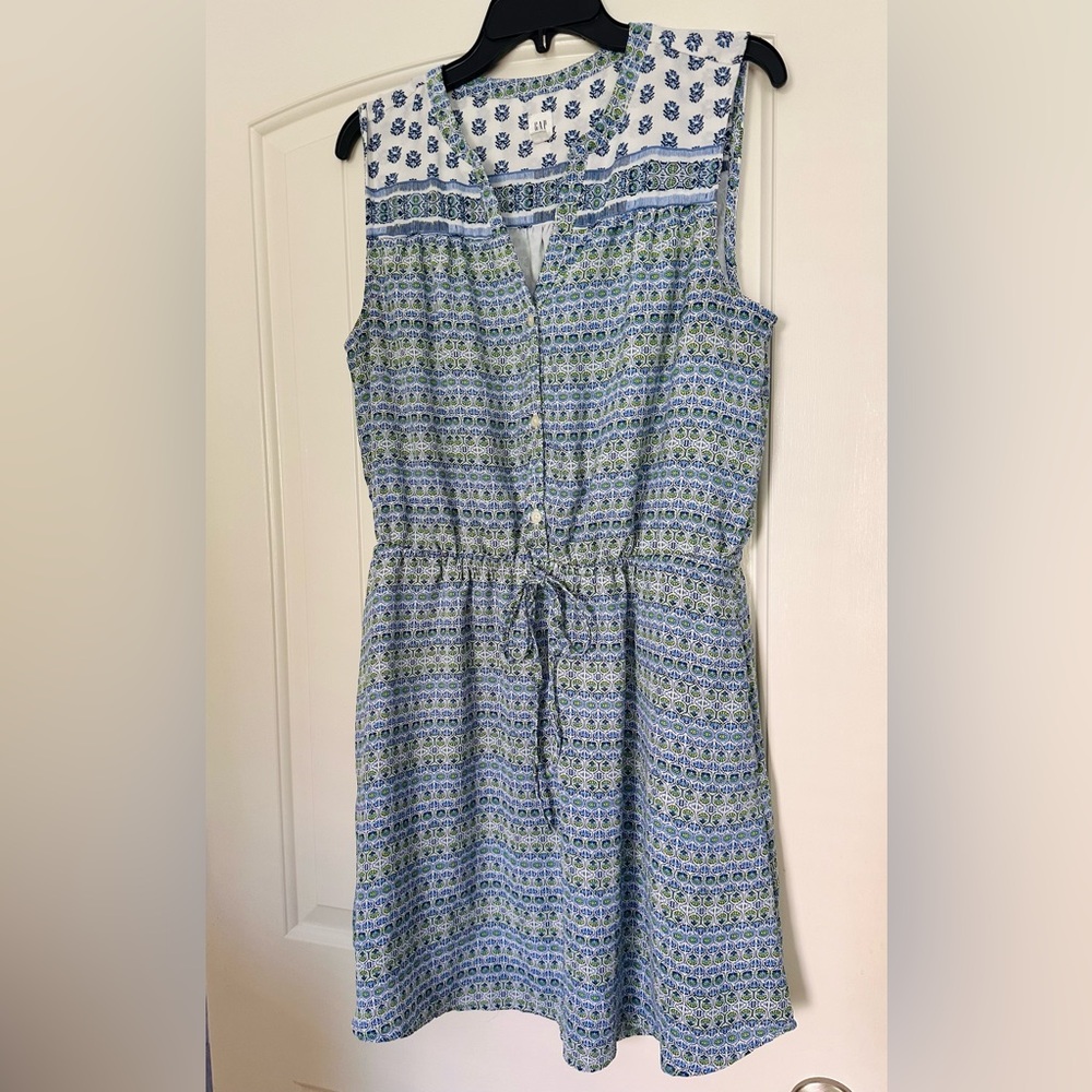Dress with pockets